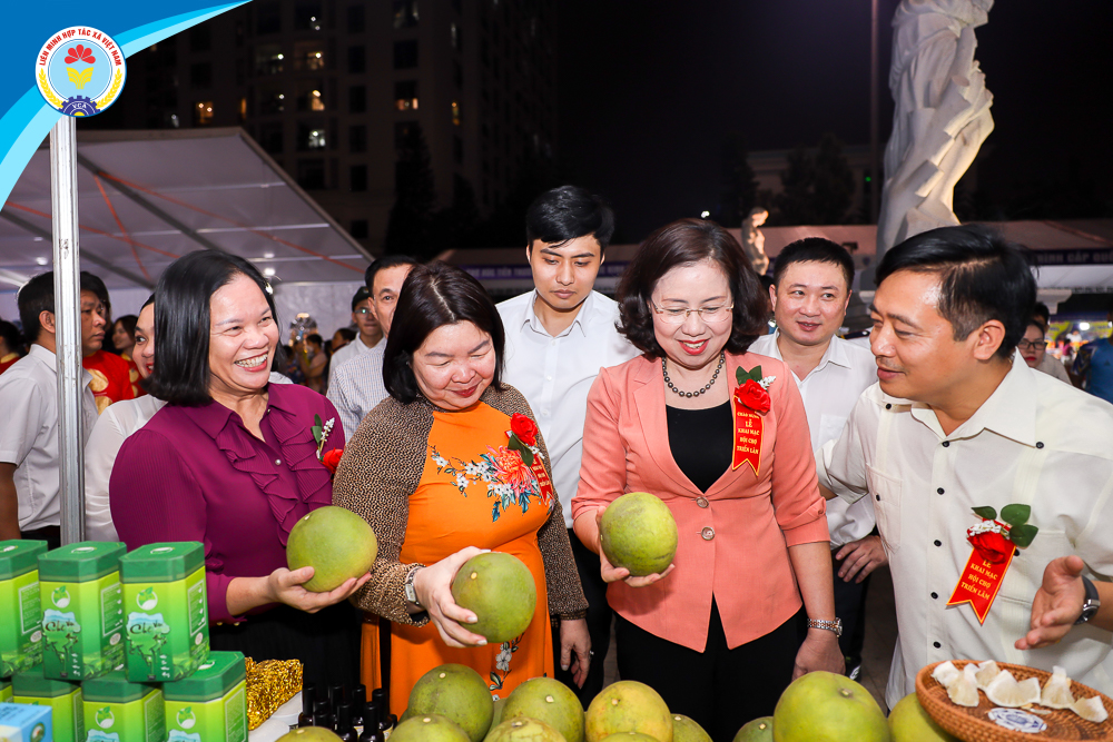Cơ hội kết nối giao thương, hợp tác, đầu tư, liên doanh, liên kết thúc đẩy sản xuất, tiêu thụ sản phẩm đặc trưng của các vùng miền